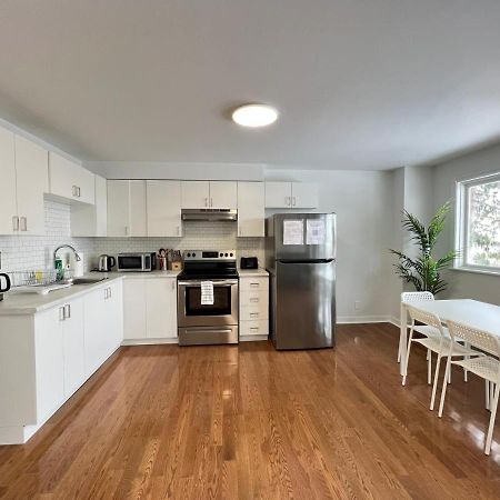 Letitia Heights !B Spacious And Quiet Private Bedroom With Shared Bathroom Barrie Exterior foto